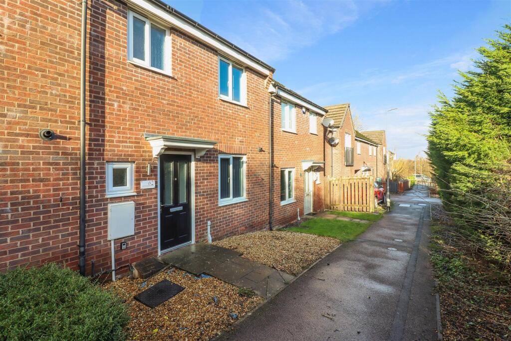 Main image of property: Hetton Drive, Clay Cross, Chesterfield