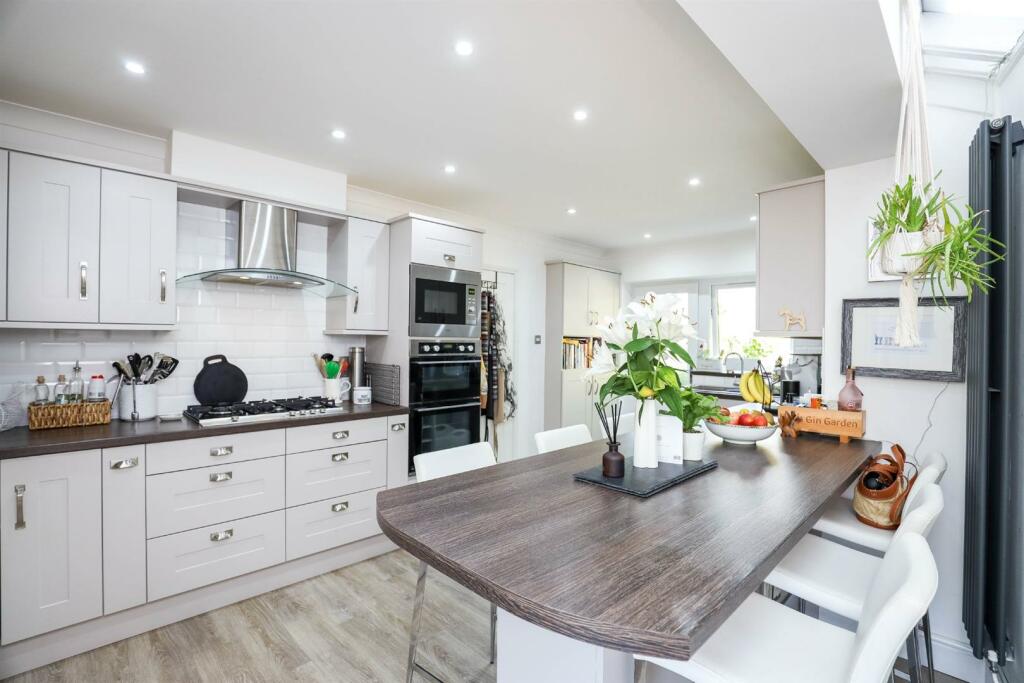 Additional property image - Ceiriog Drive, Pantmawr, Cardiff