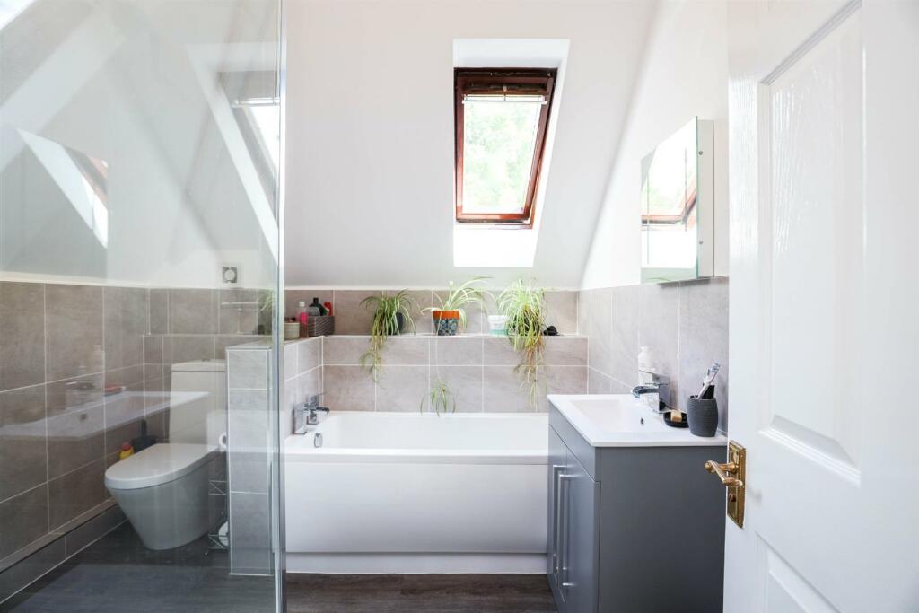 Additional property image - Ceiriog Drive, Pantmawr, Cardiff