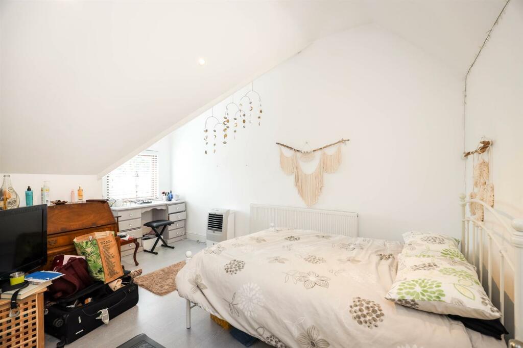 Additional property image - Ceiriog Drive, Pantmawr, Cardiff