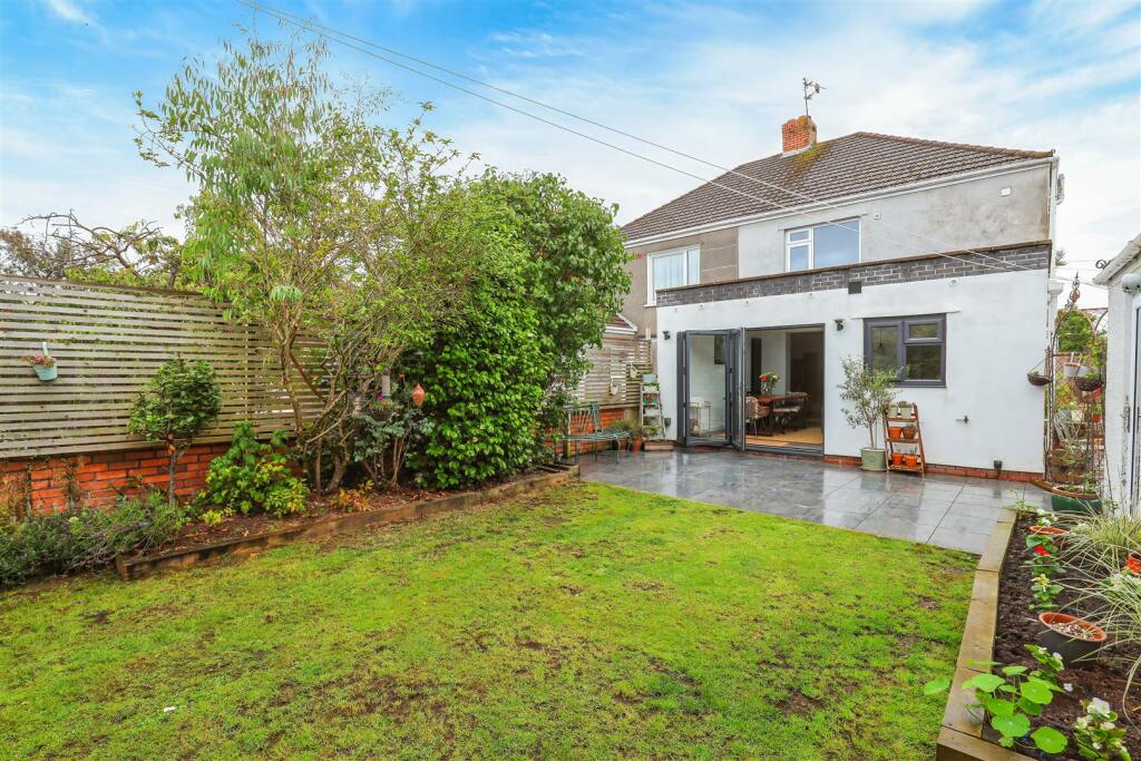 Additional property image - St. Benedict Crescent, Heath, Cardiff