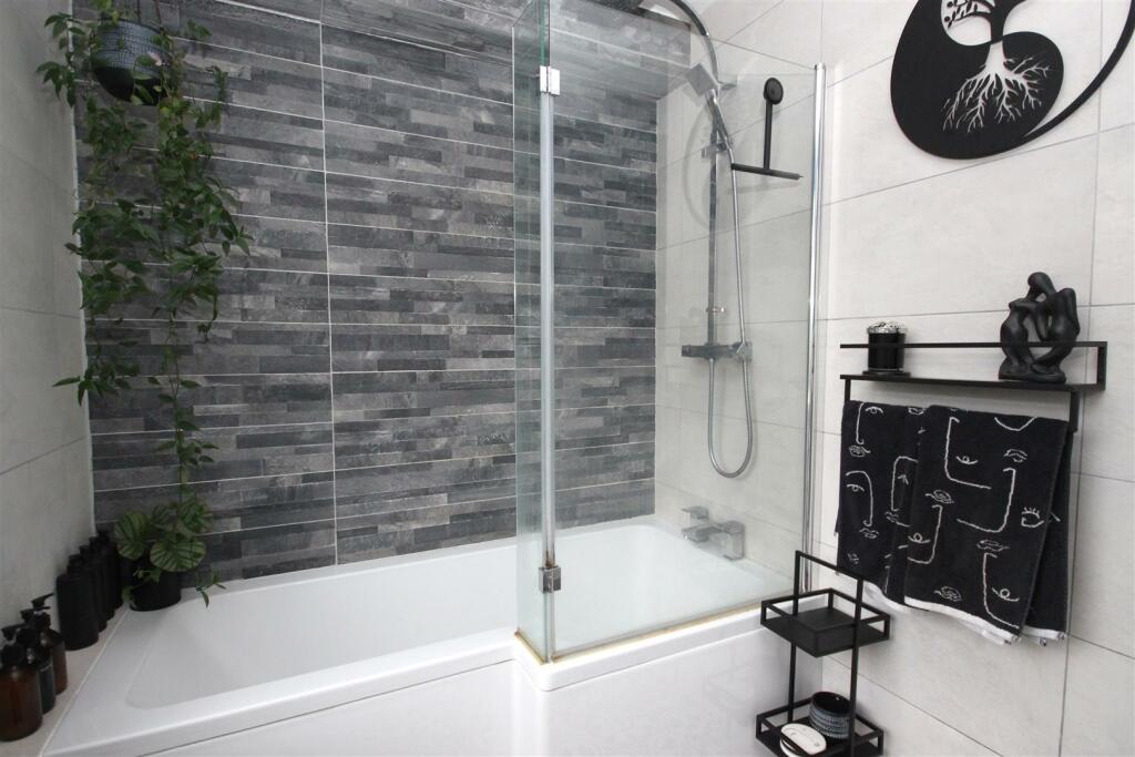 Additional property image - Bishops Close, Whitchurch