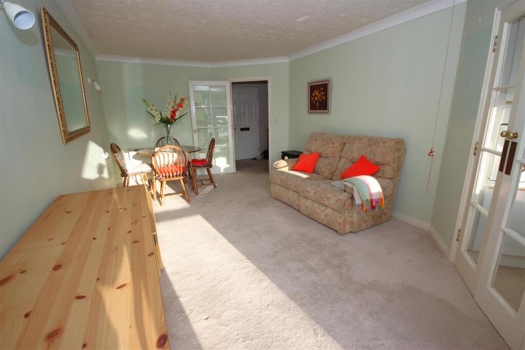 Additional property image - Velindre Road, Whitchurch, CARDIFF