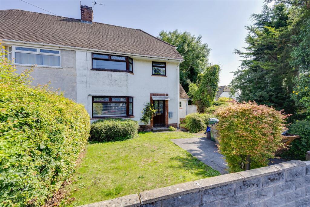 Main image of property: Felin Fach, Whitchurch, Cardiff