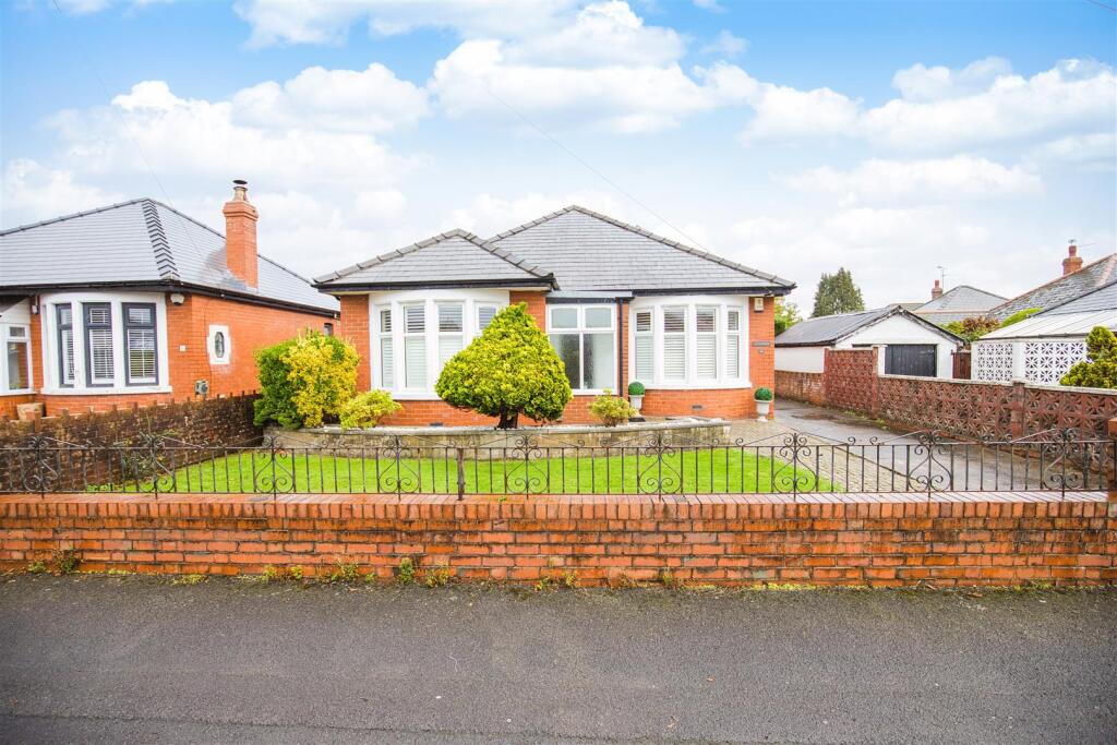 Main image of property: Heol Wernlas, Cardiff