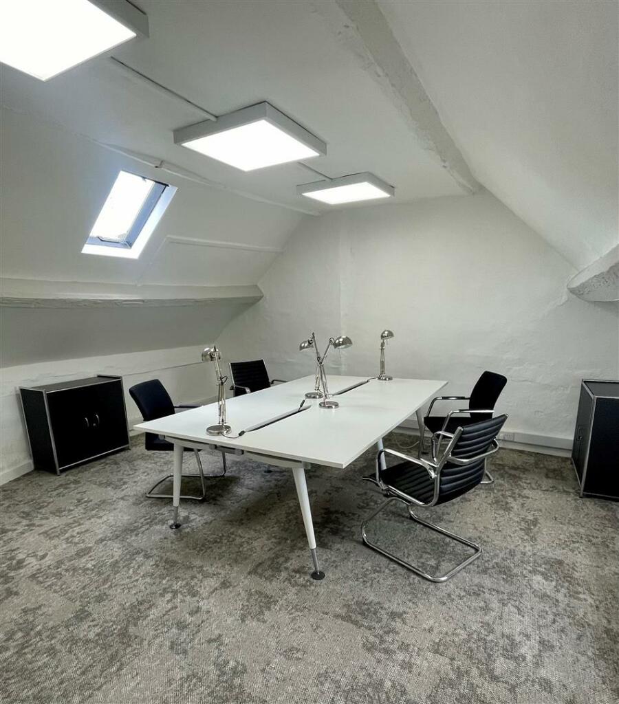 Additional property image - High Street, Henley-In-Arden