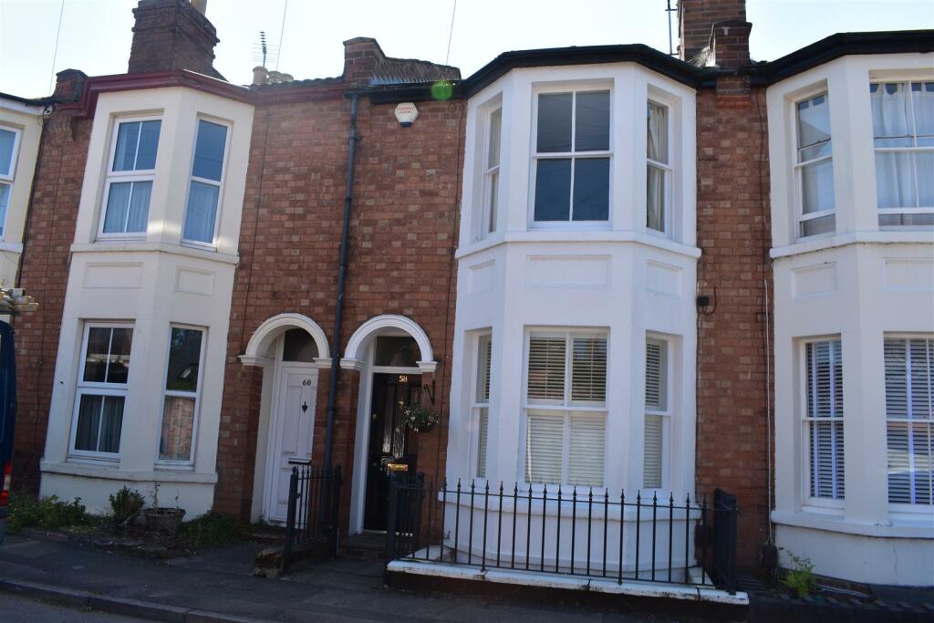 2 bedroom terraced house for rent in Plymouth Place, Leamington Spa, CV31