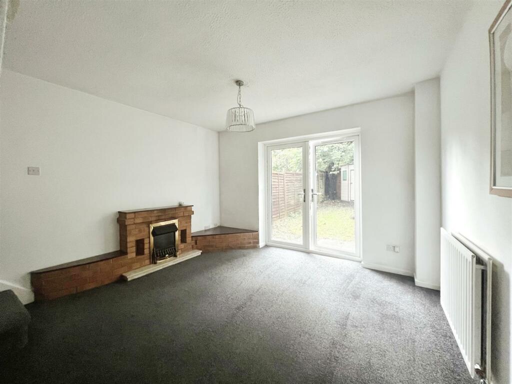 Additional property image - Ginkgo Walk, Leamington Spa