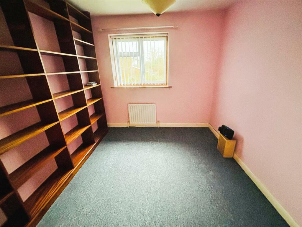 Additional property image - Cockermouth Close, Leamington Spa