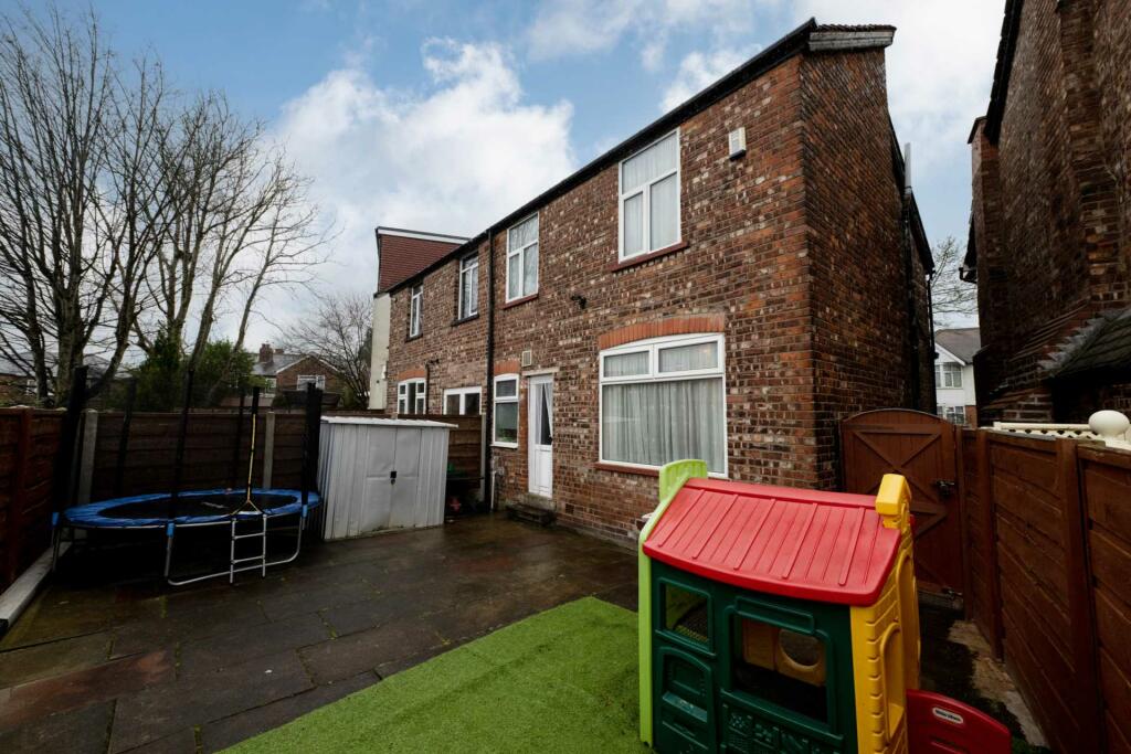3 bedroom semidetached house for sale in Salisbury Drive, Prestwich, M25