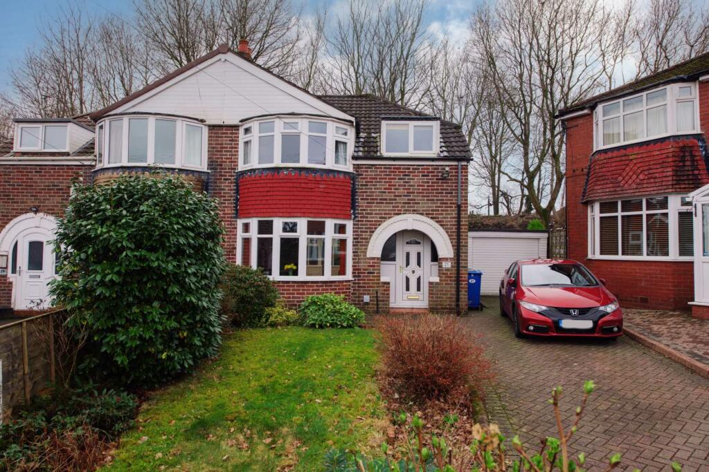 3 bedroom semidetached house for sale in Oaklands Drive, Prestwich, M25