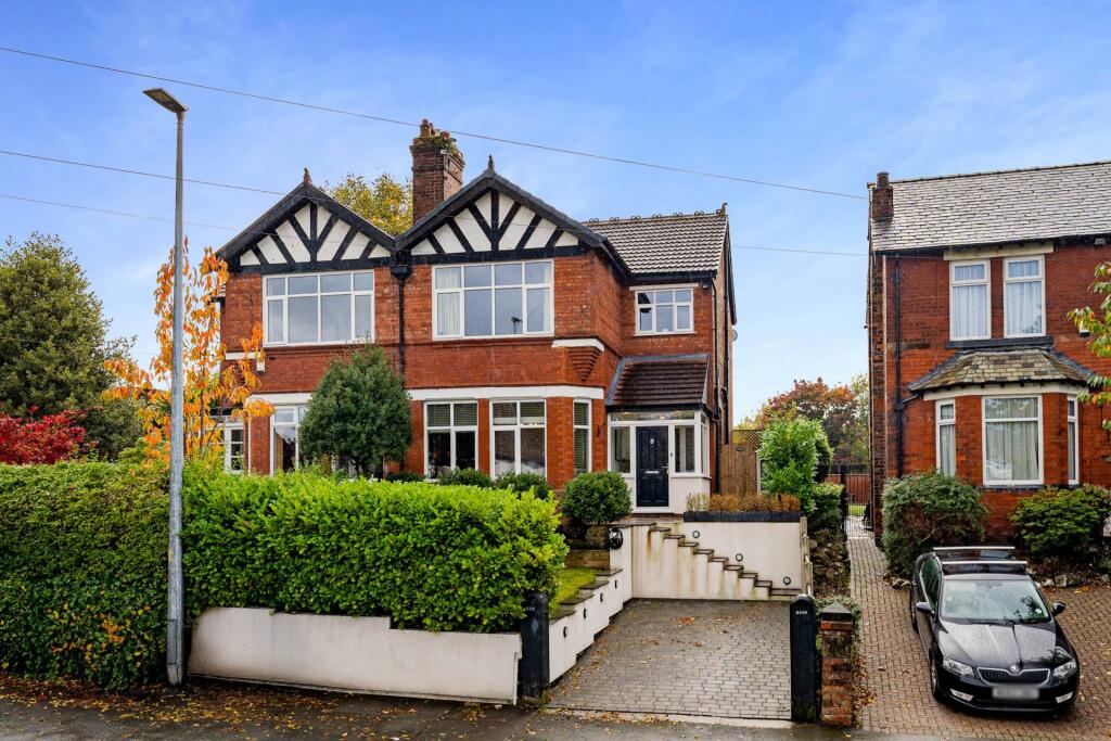 Main image of property: Moor Lane, Salford