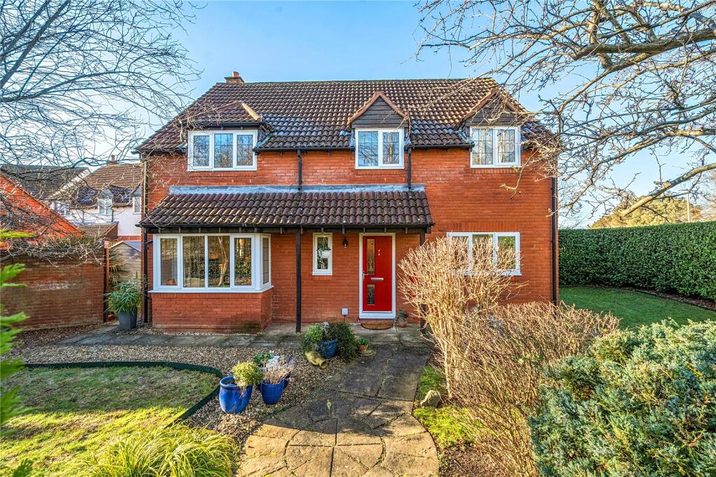 Main image of property: Manse Gardens, Cheltenham, Gloucestershire