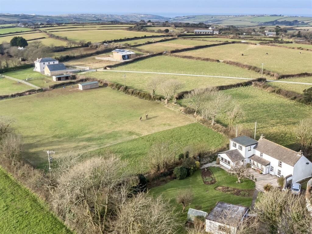 3 bedroom cottage for sale in Hendra Croft Rejerrah, Newquay, TR8