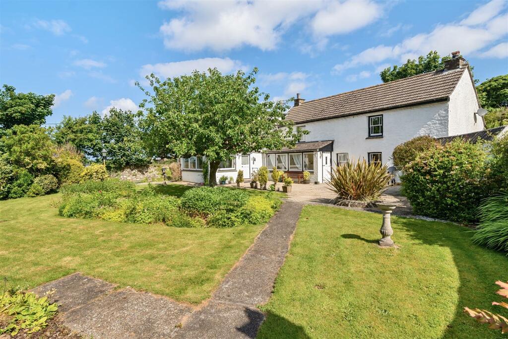 3 bedroom cottage for sale in Hendra Croft Rejerrah, Newquay, TR8