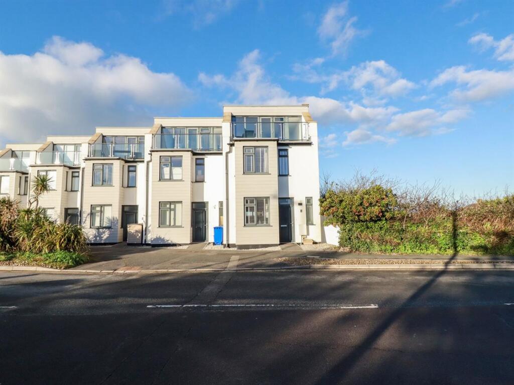 Main image of property: Mount Wise, Newquay