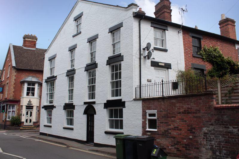 4 bedroom end of terrace house for sale in Belle Vue Road, Shrewsbury