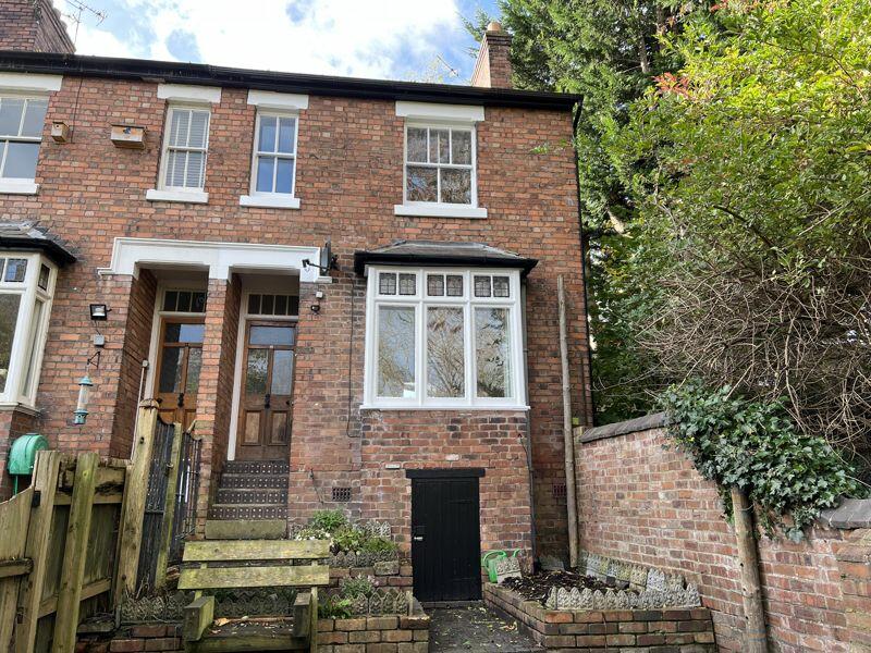 3 bedroom terraced house for sale in Haughmond View, Longner Street