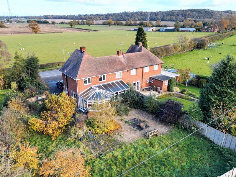 3 bedroom semidetached house for sale in Uffington Lane, Uffington