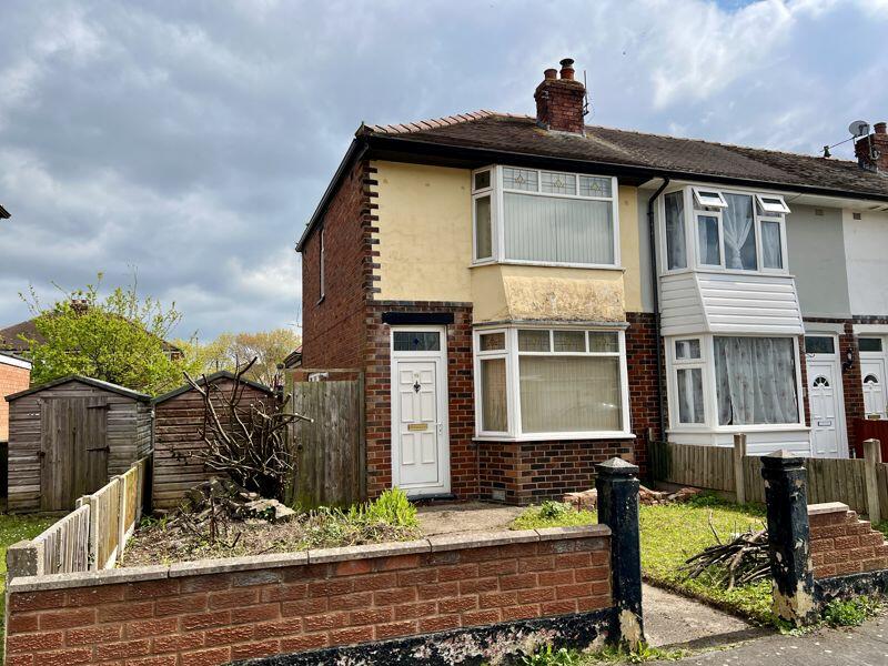 3 bedroom terraced house for sale in Grasmere Road, Harlescott