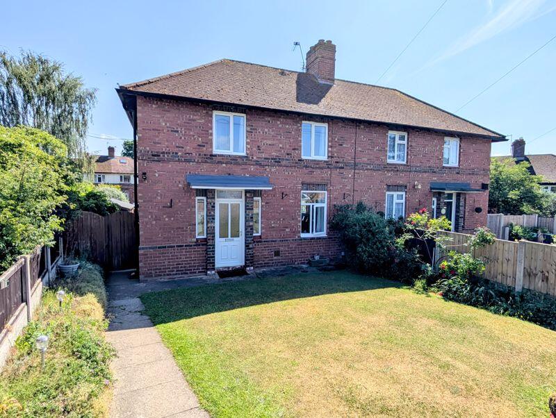 3 bedroom semi-detached house