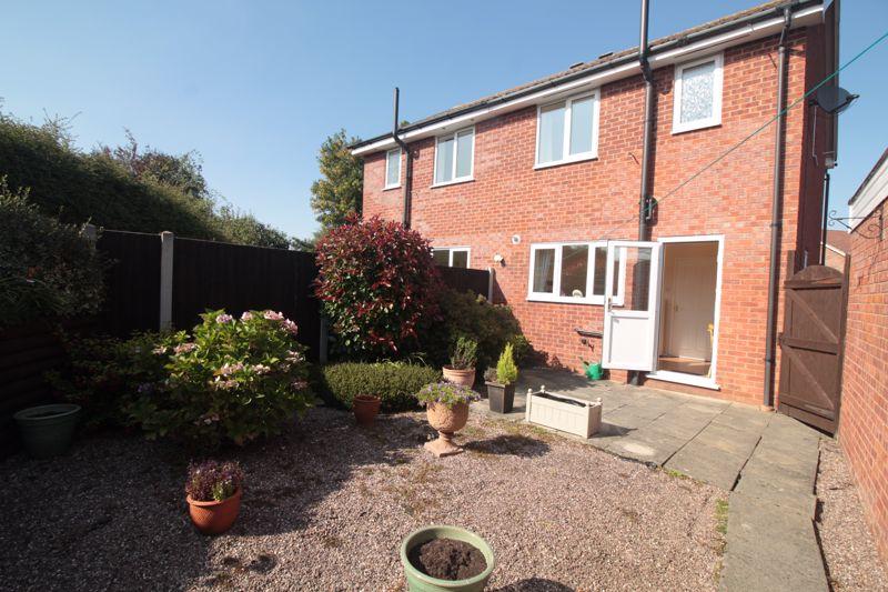 2 bedroom semidetached house for sale in Steepside, Radbrook Green