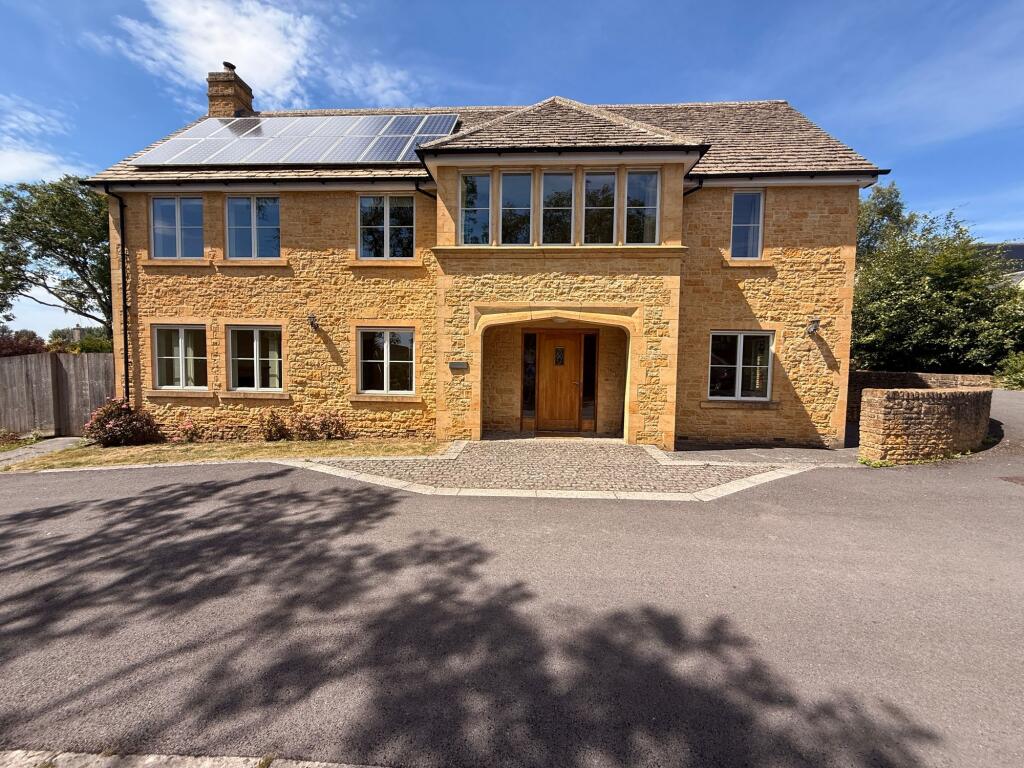 Main image of property: Gloucester Road, Stratton, GL7