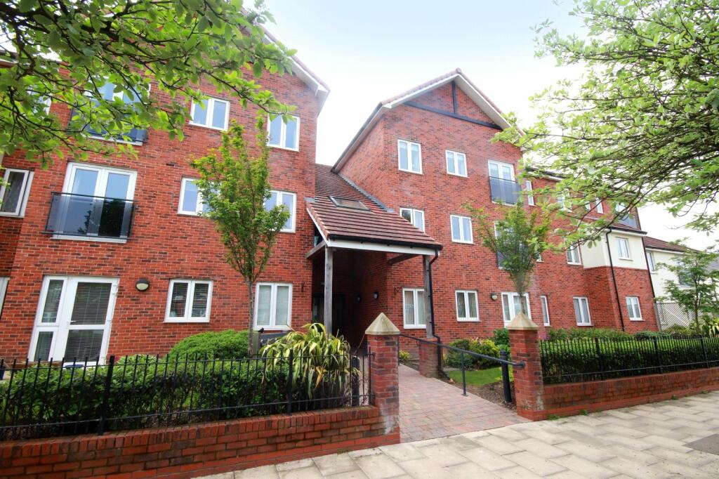 1 bedroom apartment for sale in Mill Road, Southport, Sefton, PR8