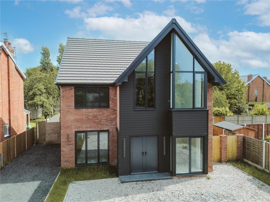 Main image of property: Leamington Avenue, Southport, Merseyside, PR8