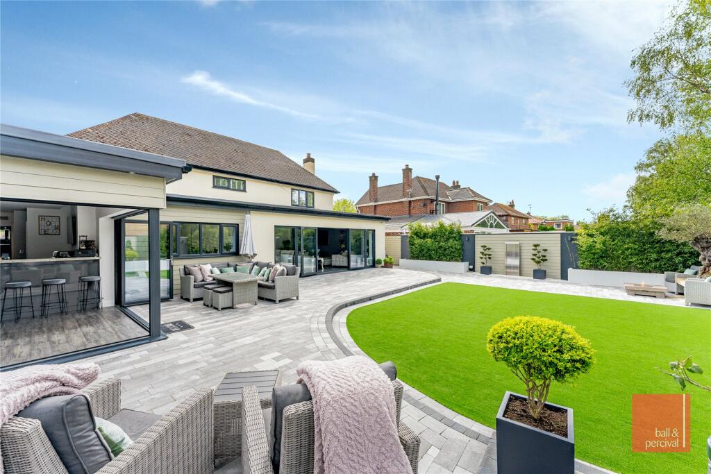 3 bedroom detached house for sale in High Street, Skelmersdale