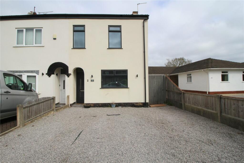 3 bedroom semidetached house for sale in Moss Road, Southport
