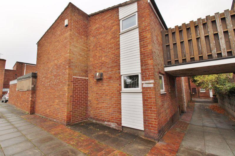 3 bedroom terraced house for sale in Willow Hey, Skelmersdale, WN8