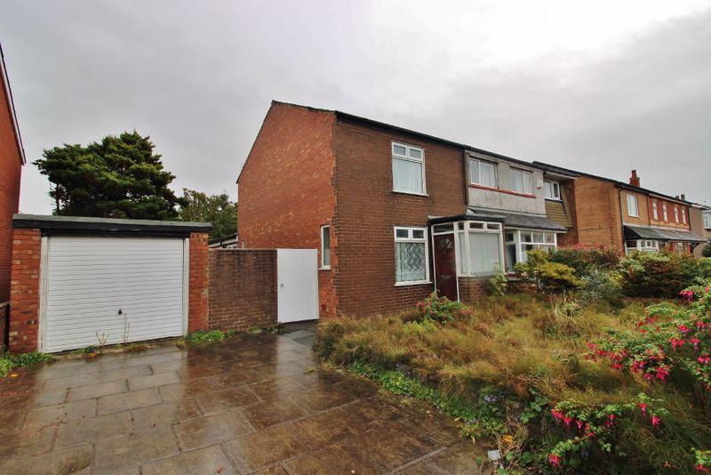 2 bedroom semidetached house for sale in High Park Road, Southport, PR9