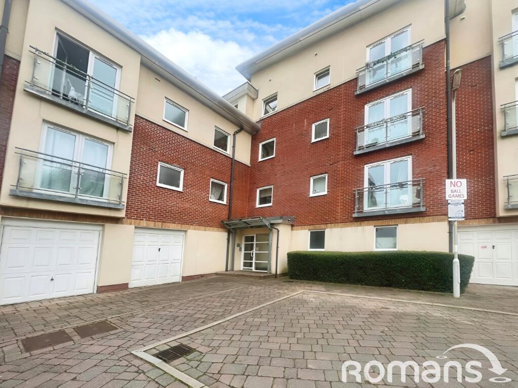 2 bedroom apartment for sale in Winterthur Way, Basingstoke, Hampshire, RG21