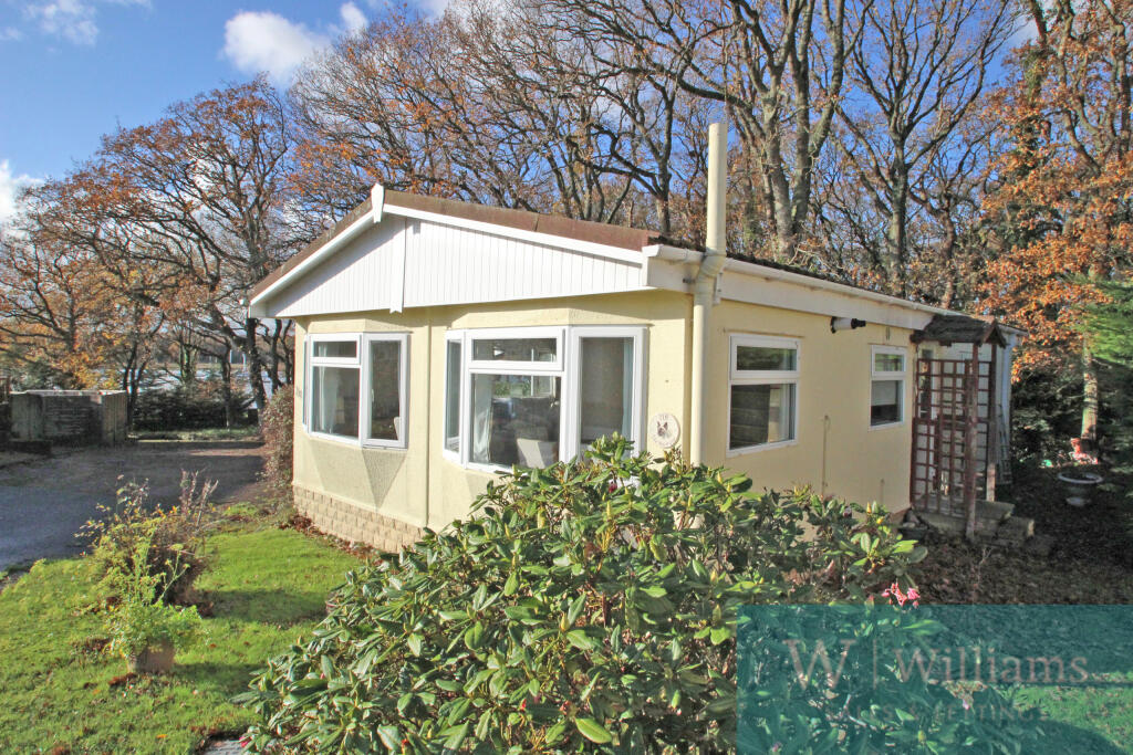 Main image of property: Medina Park, Folly Lane, East Cowes, Isle of Wight