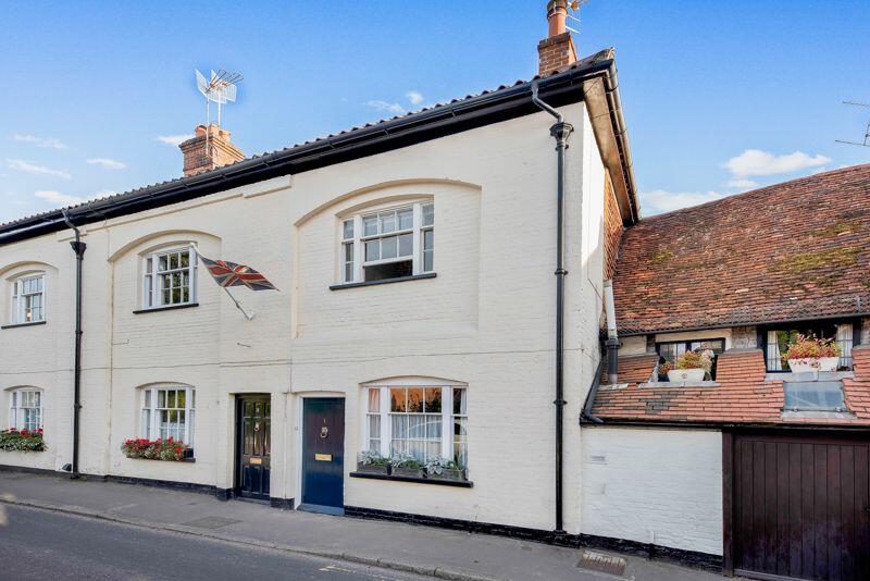 3 bedroom terraced house for sale in Gomshall Lane, Shere, GU5