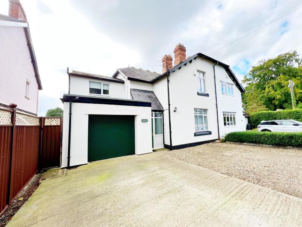 3 bedroom house for sale in Mainsforth, Ferryhill, DL17