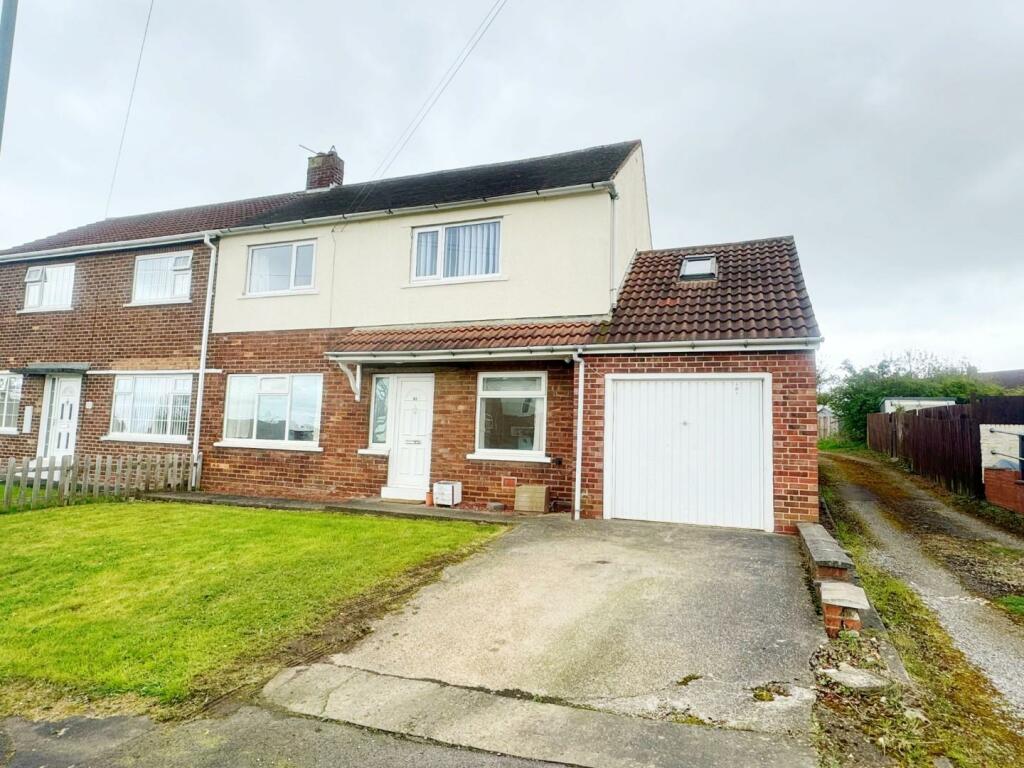 3 bedroom semidetached house for sale in Salisbury Crescent, West