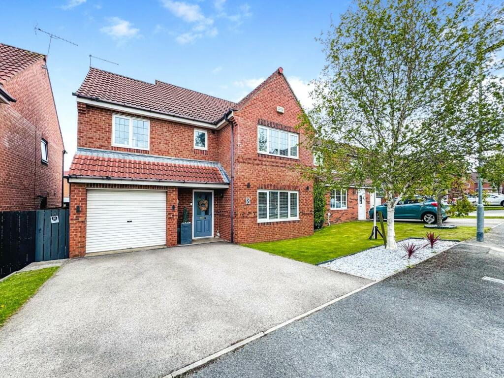 4 bedroom detached house for sale in Watercress Close, Cuthbert