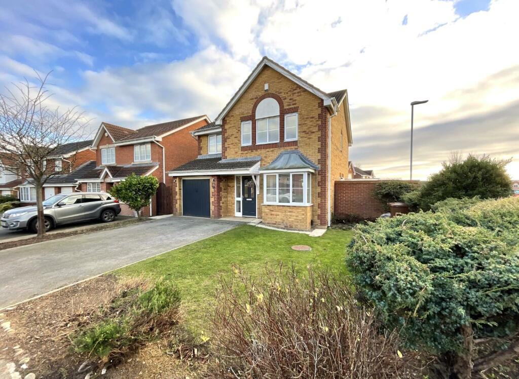 4 bedroom detached house for sale in Harvester Close, Seaton Carew