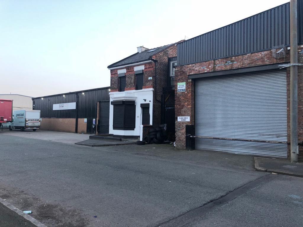 Main image of property: 5,500 sq ft Industrial Unit with Offices – Bootle