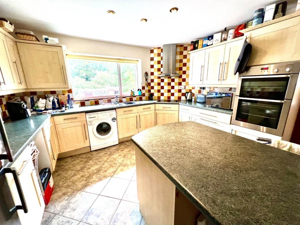 2 bedroom detached bungalow for sale in Ladywell, Hamsterley,