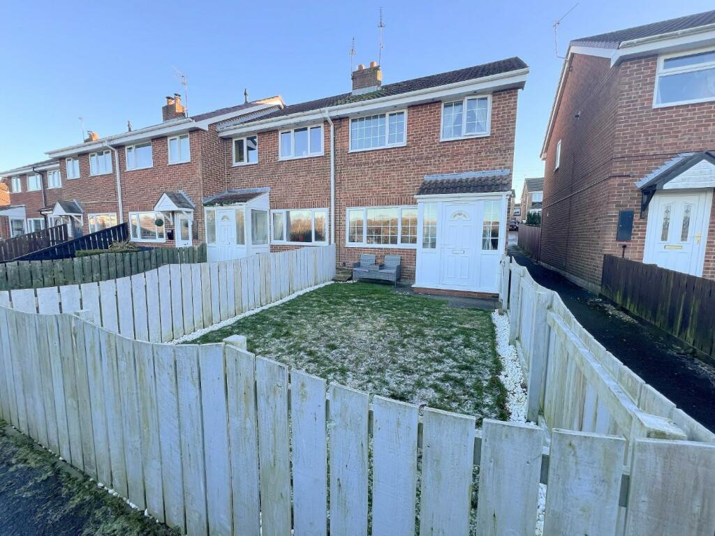 3 bedroom end of terrace house for sale in Valley View, Sacriston