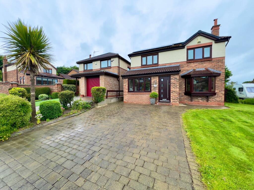 4 bedroom detached house for sale in Brancepeth View, Brandon, Durham, DH7