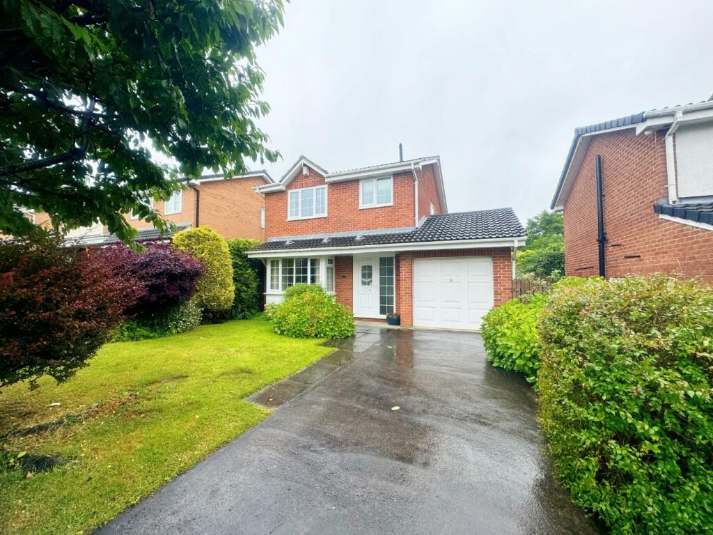 3 bedroom detached house for sale in Petterson Dale, Coxhoe, Durham, DH6