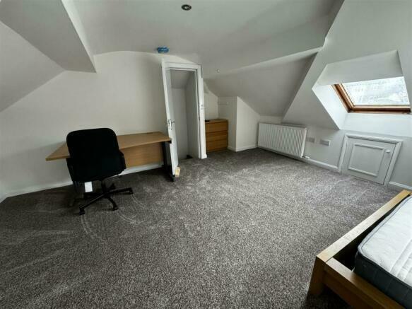 Additional property image - 41 Fieldhouse Lane, Durham