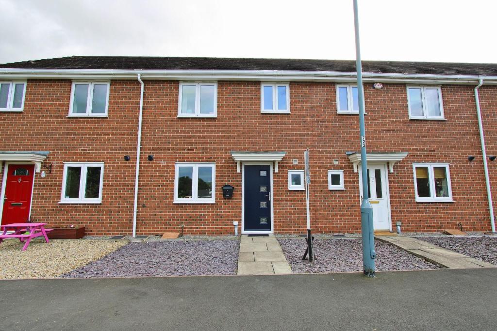3 bedroom terraced house for sale in Hilltop Walk, Langley Park, Durham