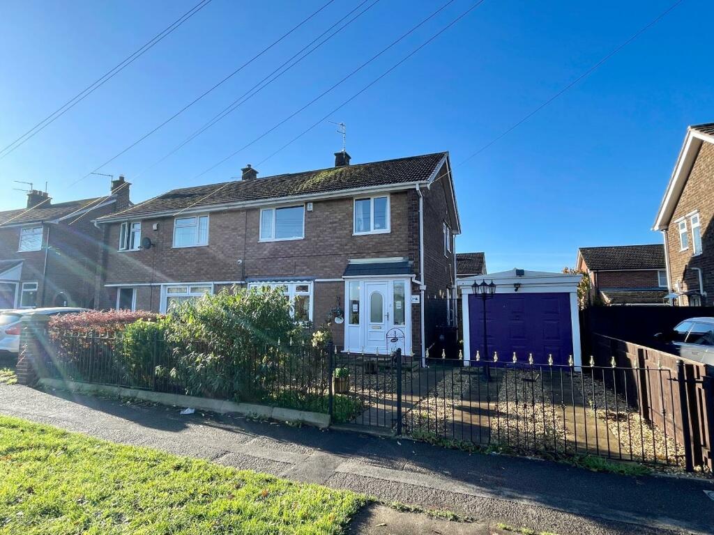 3 bedroom semidetached house for sale in McMullen Road, Darlington, DL1
