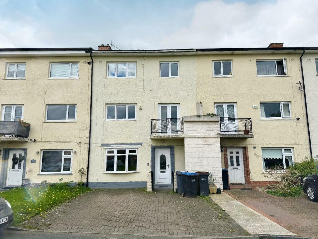 5 bedroom town house for sale in Baliol Green, Newton Aycliffe, DL5