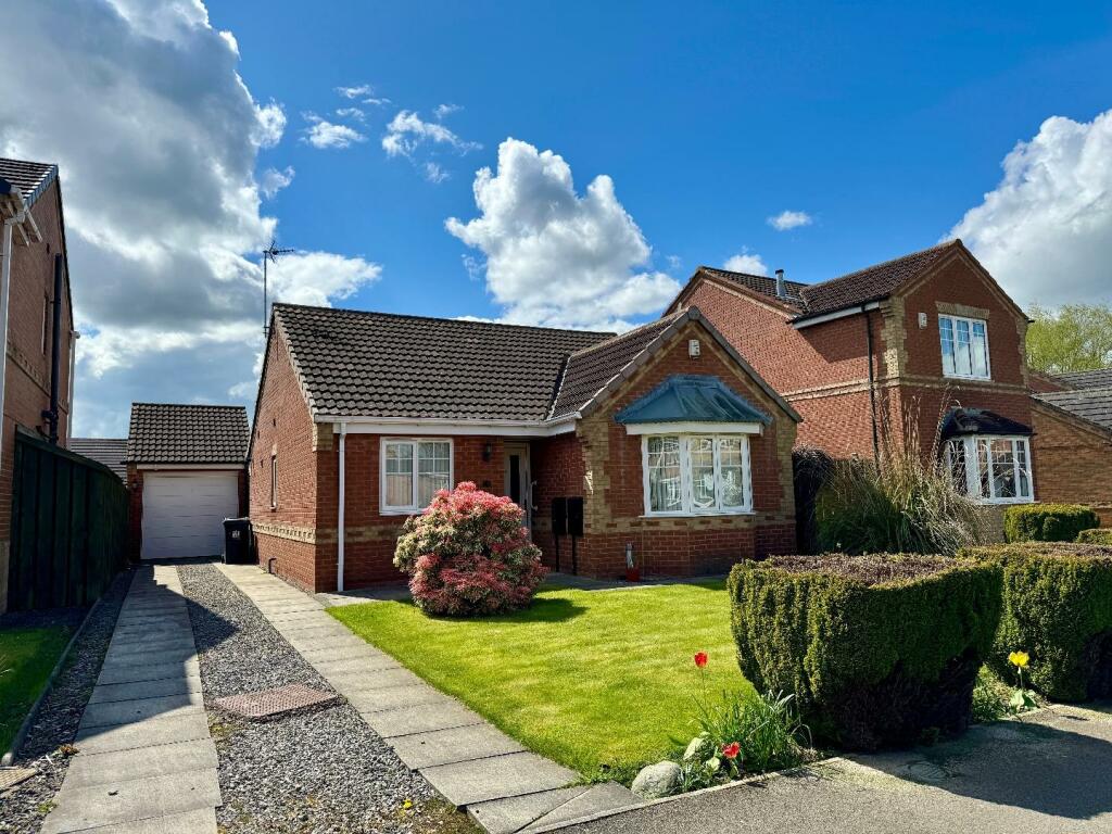 3 Bedroom Detached Bungalow For Sale In Aldgrove Way, Darlington, DL3